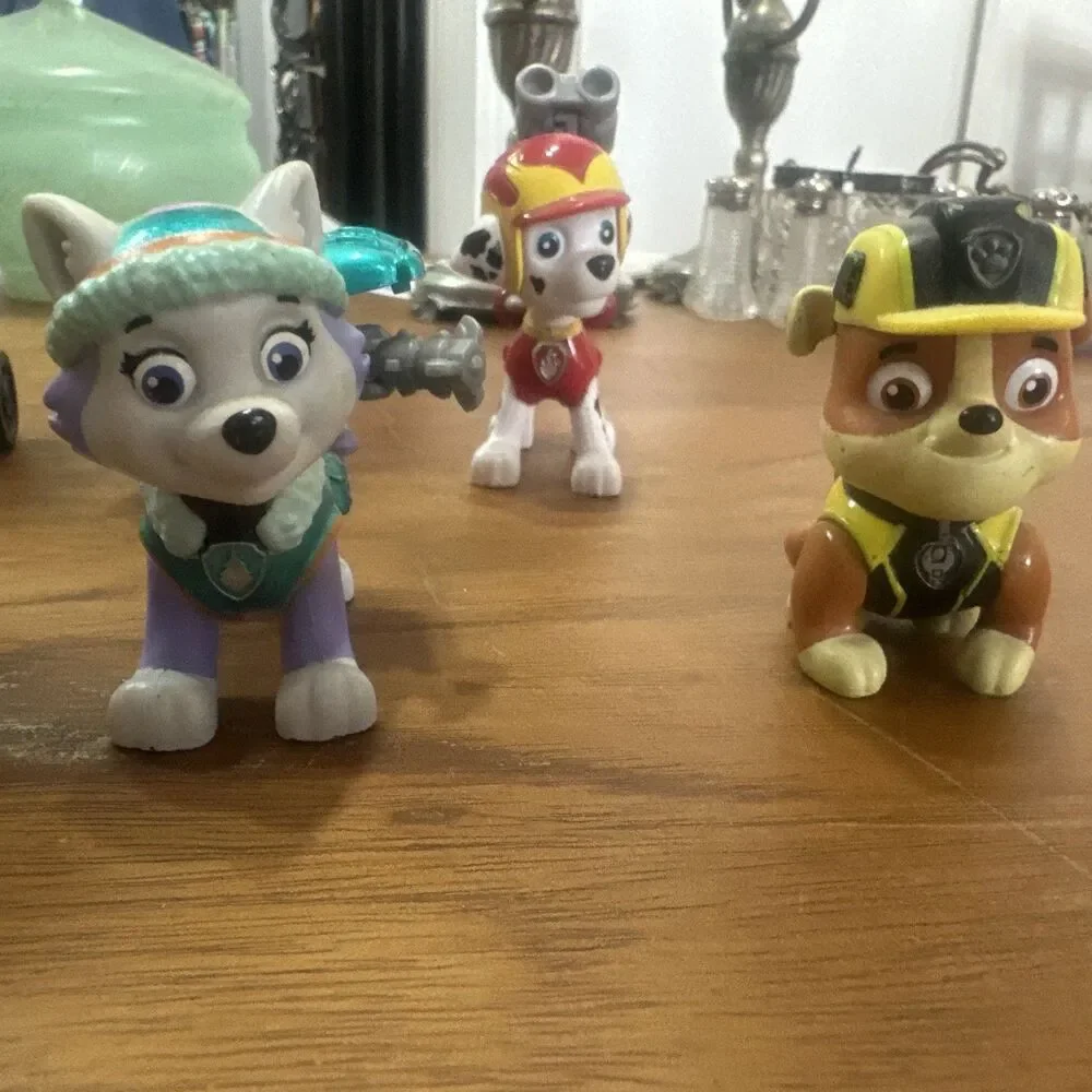 Paw Patrol Action Toys PVC Figurines Puppy Lot of 14 Mixed